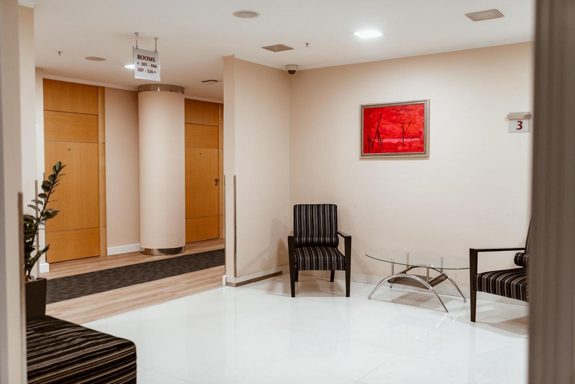 Holiday Inn Belgrade By Ihg Eksteriør bilde