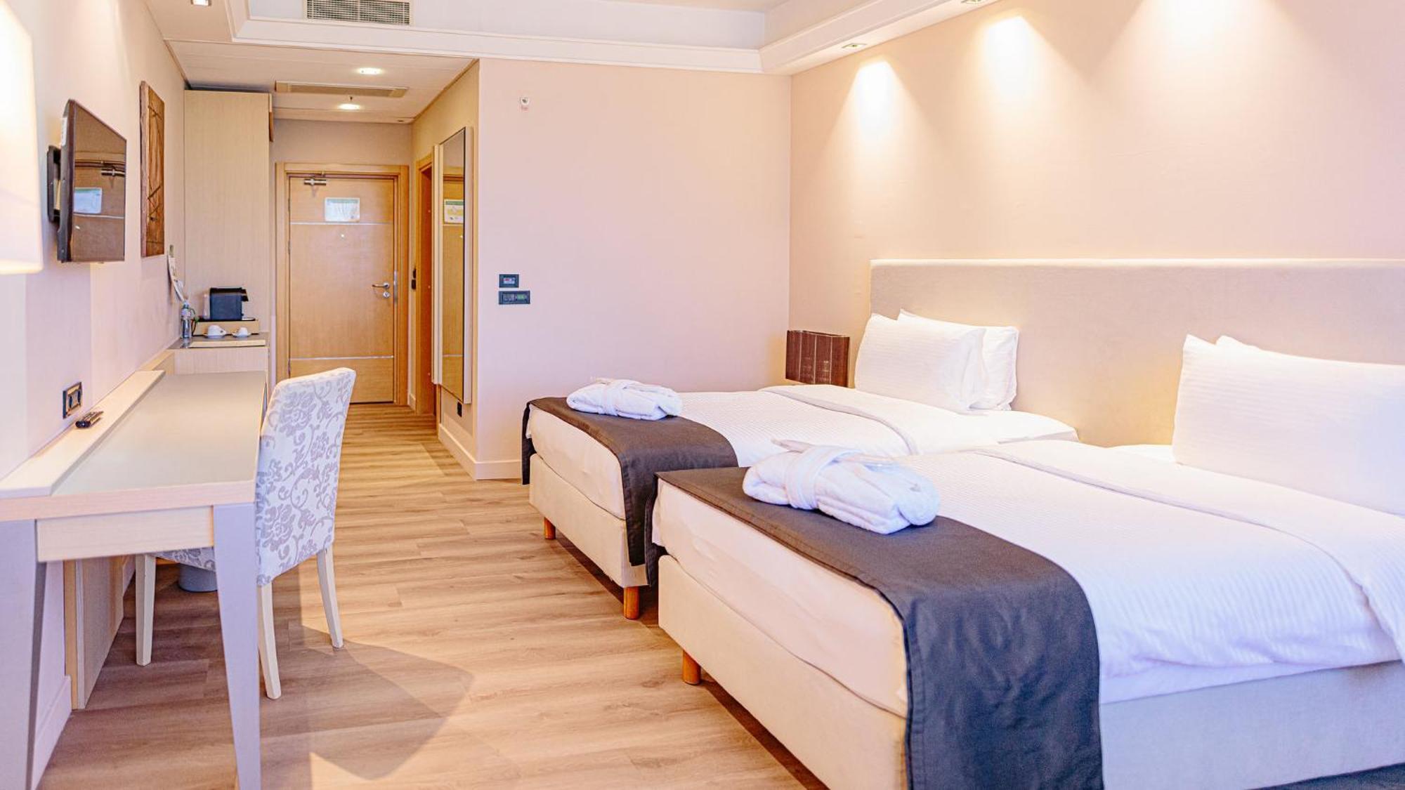 Holiday Inn Belgrade By Ihg Eksteriør bilde