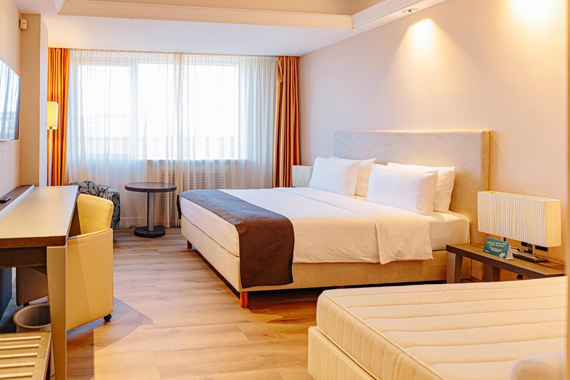 Holiday Inn Belgrade By Ihg Eksteriør bilde