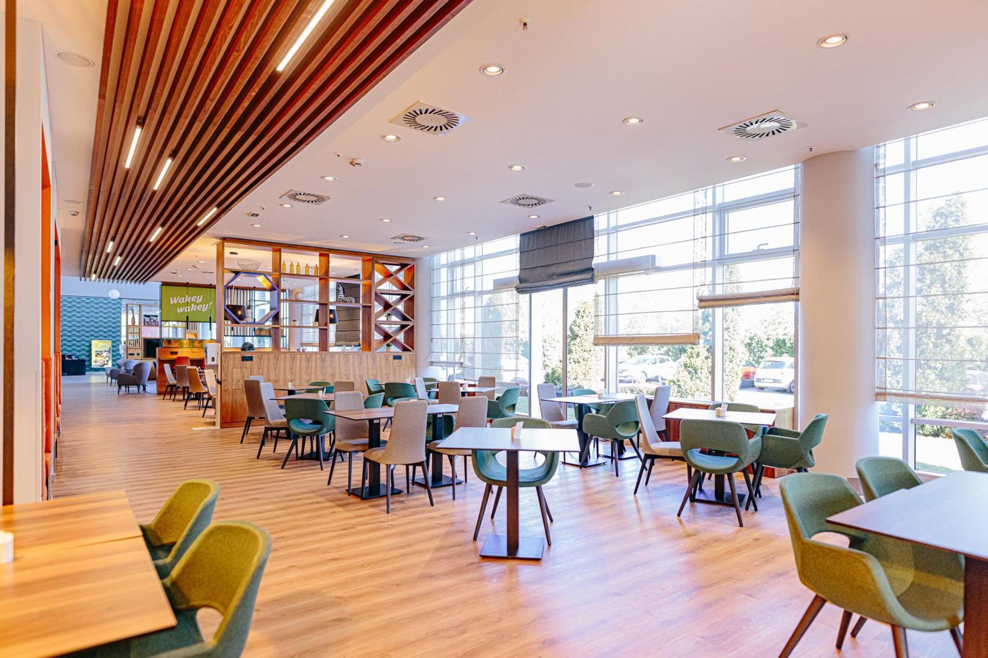 Holiday Inn Belgrade By Ihg Eksteriør bilde
