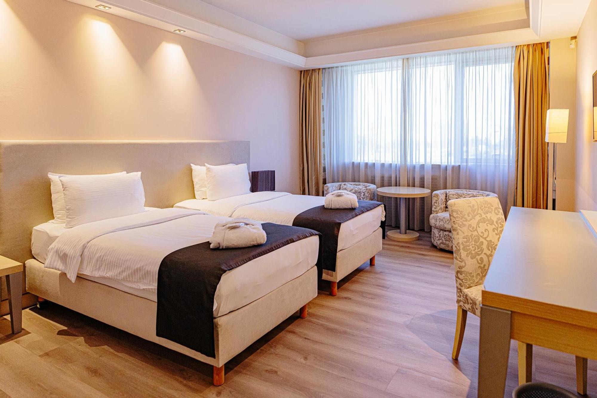 Holiday Inn Belgrade By Ihg Eksteriør bilde
