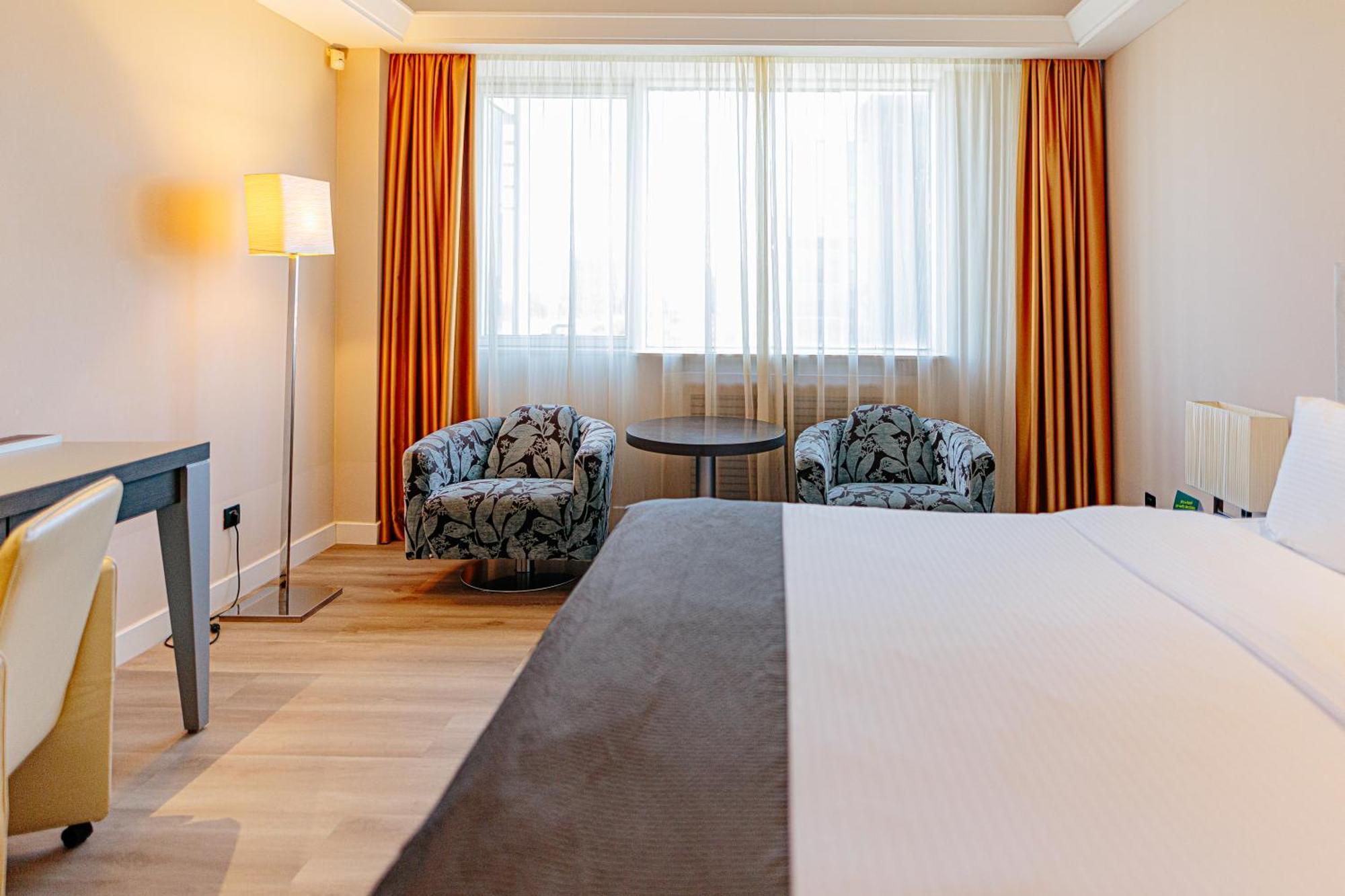 Holiday Inn Belgrade By Ihg Eksteriør bilde